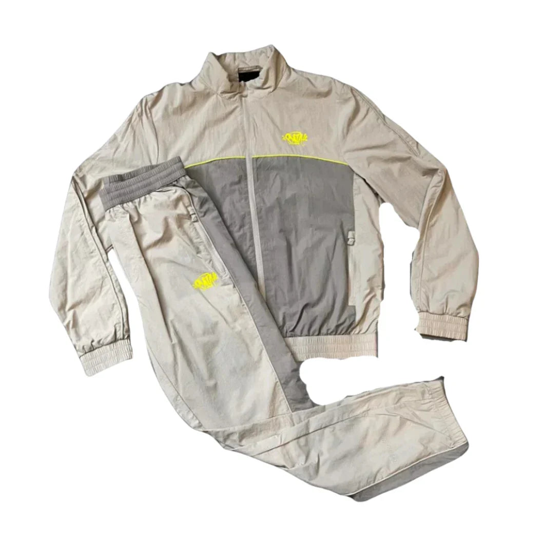 SynaWorld logo shell tracksuit - Light grey-Volt